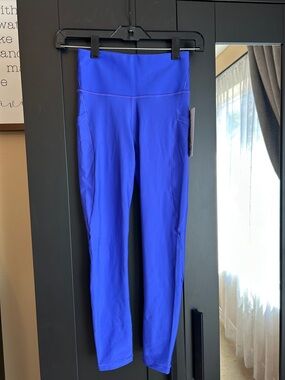 Athleta Interval Stash High-Rise 7/8 Leggings, Color Borealis